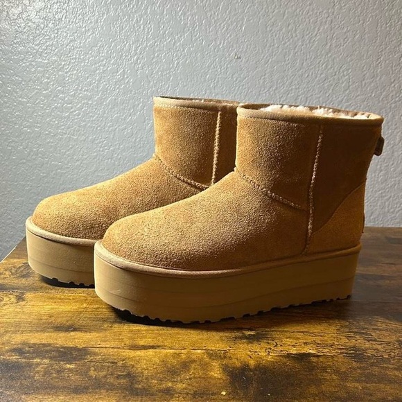 Women's Tan Platform UGG Boots - Picture 2 of 6